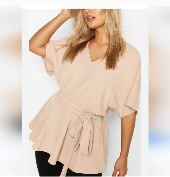 🍁🍂BLACK NWOT BOOHOO 20 peplum belted blouse - Picture 1 of 6